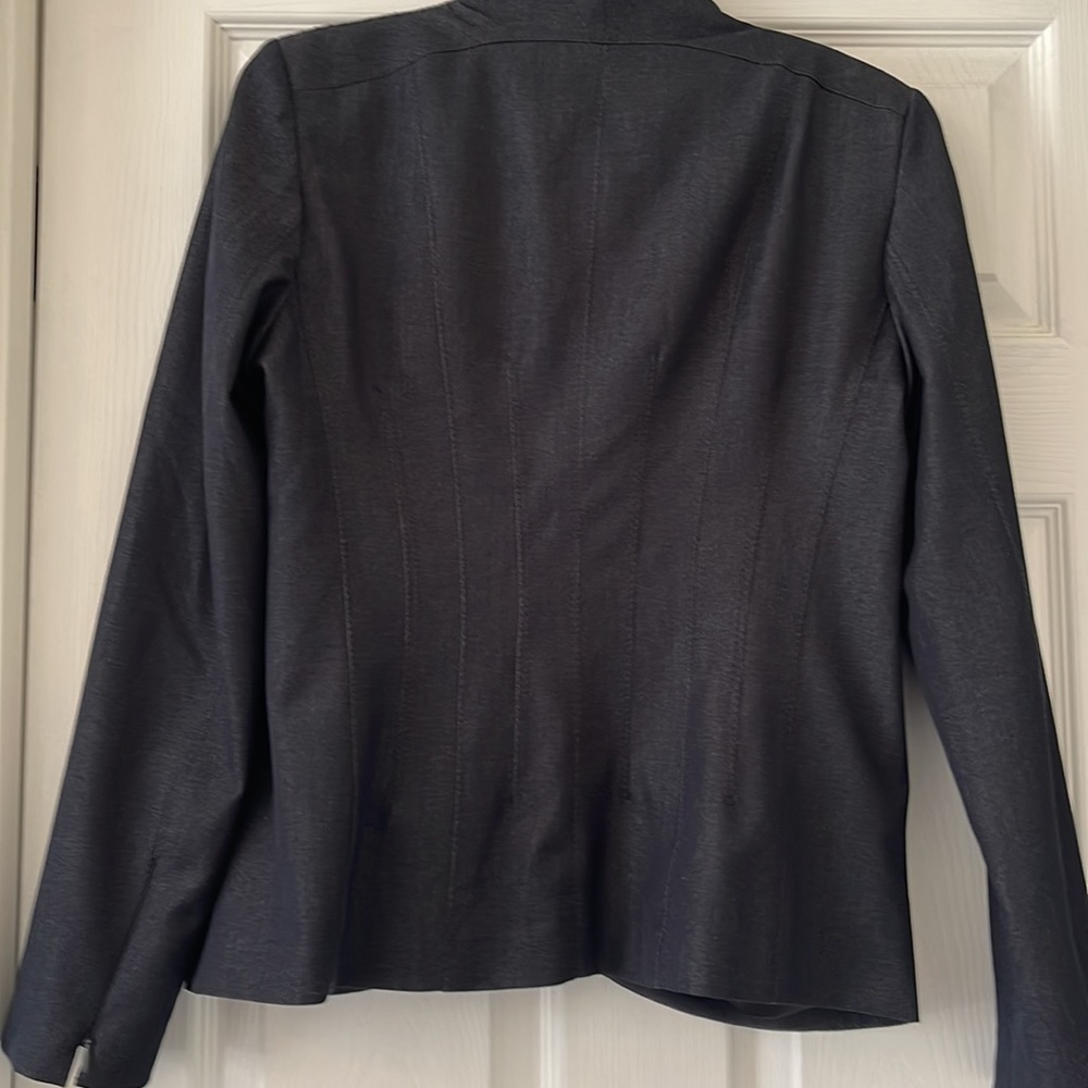 Gorgeous Tahari navy blue blazer size 10 - Picture 7 of 13